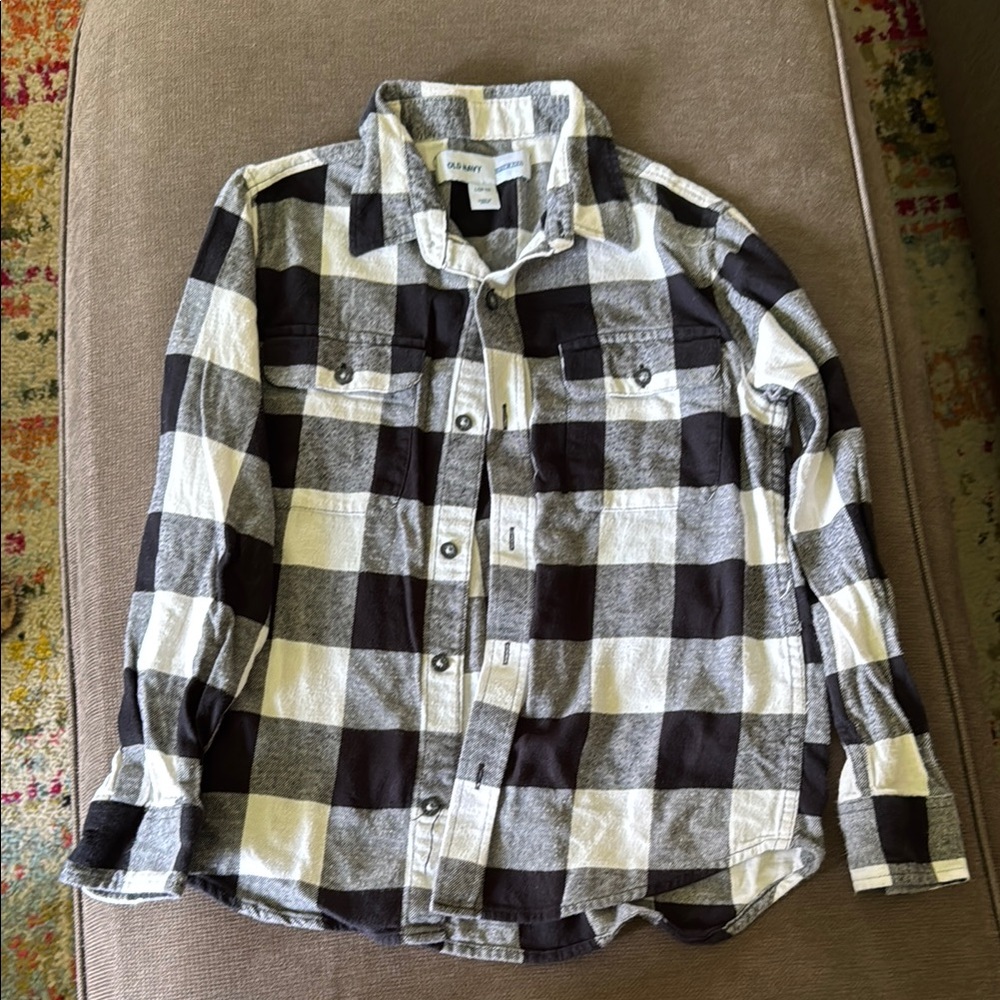 Old Navy Black and White Buffalo Plaid Button Down Shirt